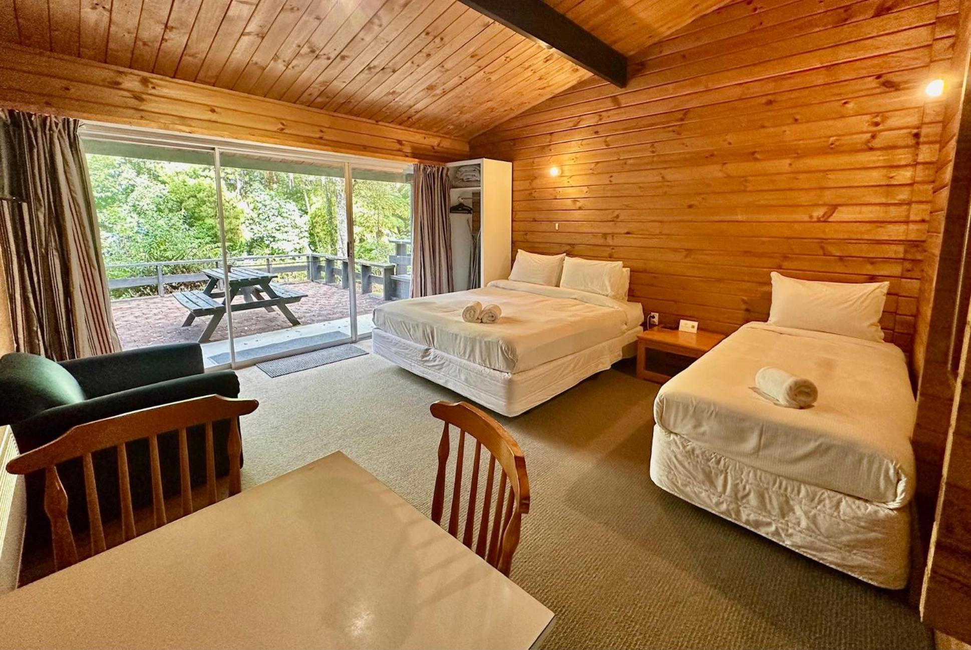 Lakes Lodge Okataina ロトルア エクステリア 写真